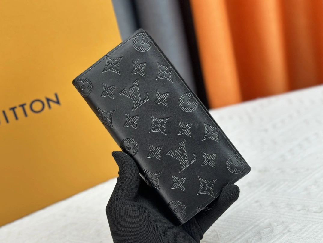 Louis Vuitton LV Card Case Sophisticated 5292