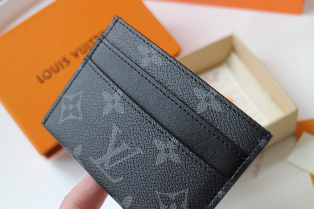 Louis Vuitton LV Card Case Sophisticated 9269