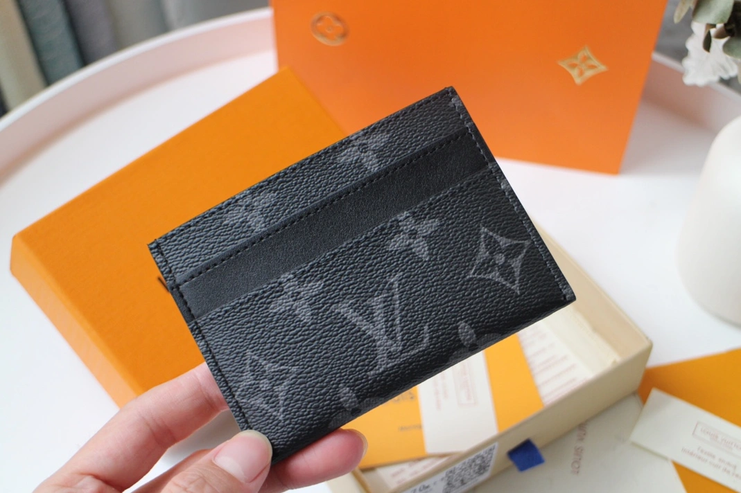 Louis Vuitton LV Card Case Sophisticated 9269