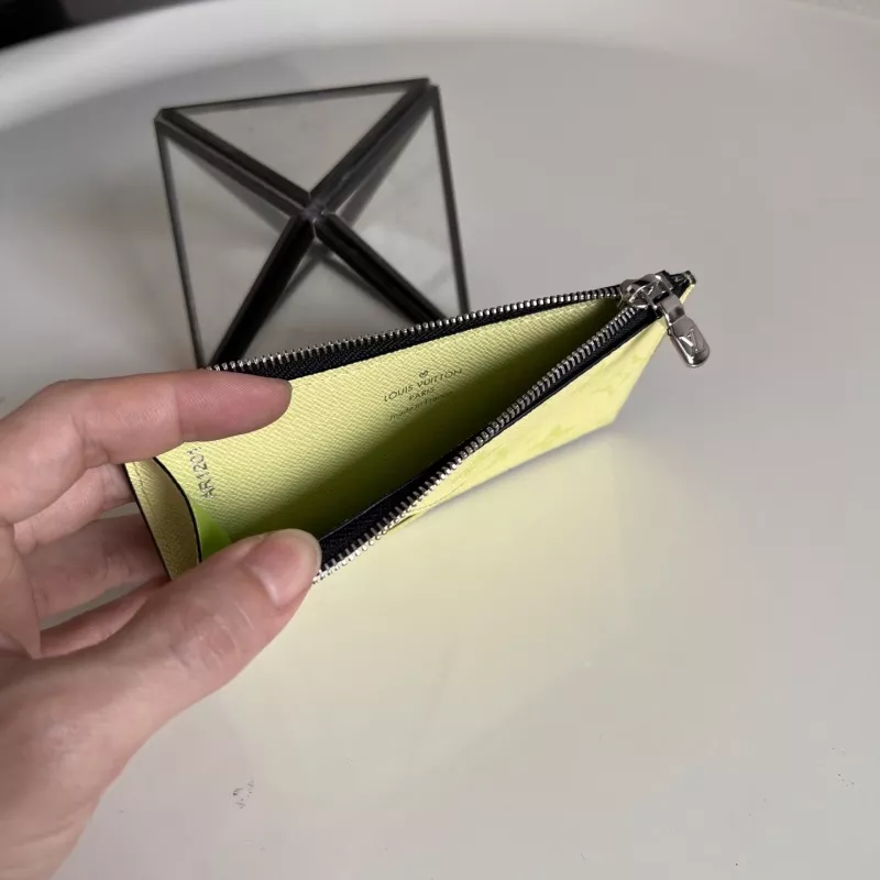 Louis Vuitton LV Card Case Stylish 643
