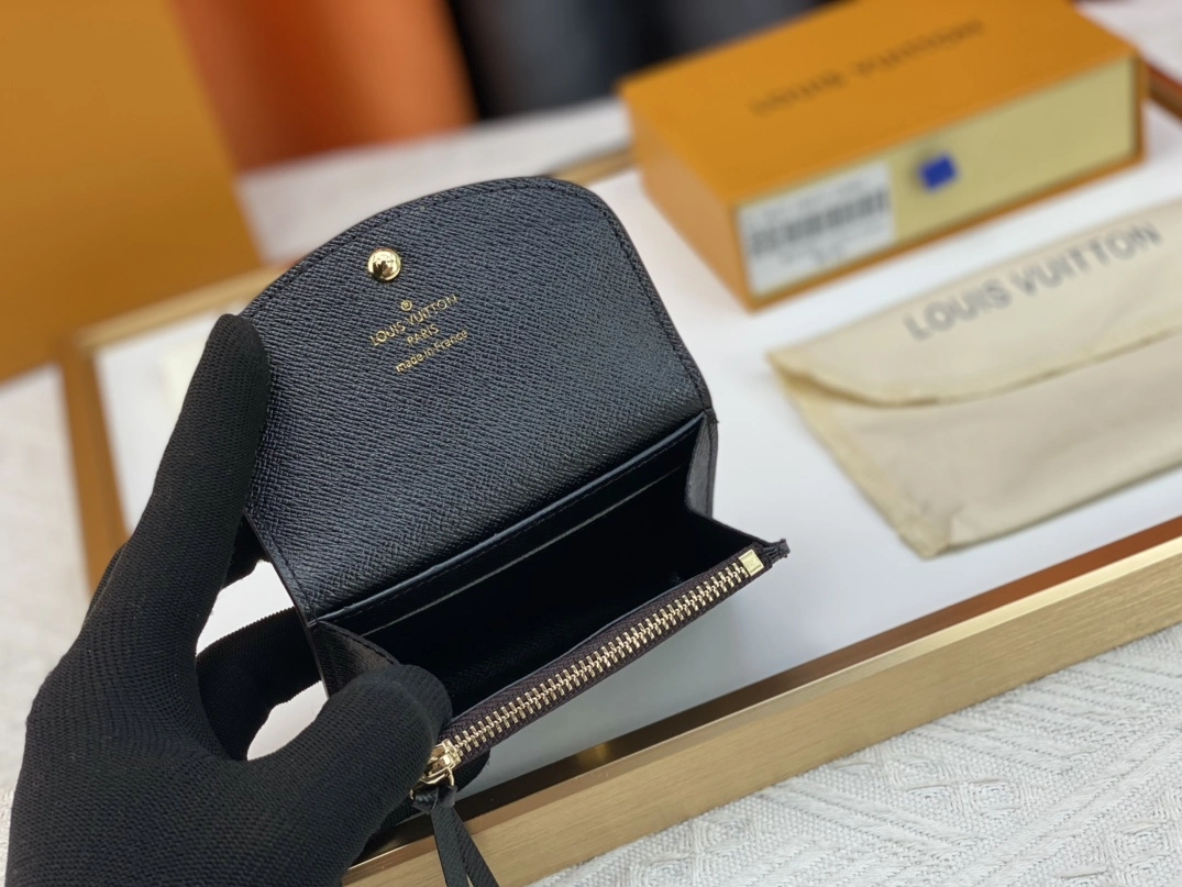 Louis Vuitton LV Card Case Timeless 8972