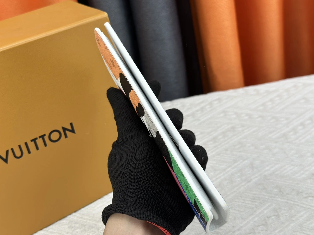 Louis Vuitton LV Card Case Timeless 9790