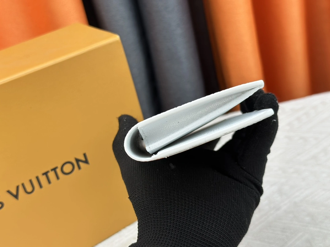 Louis Vuitton LV Card Case Timeless 9790
