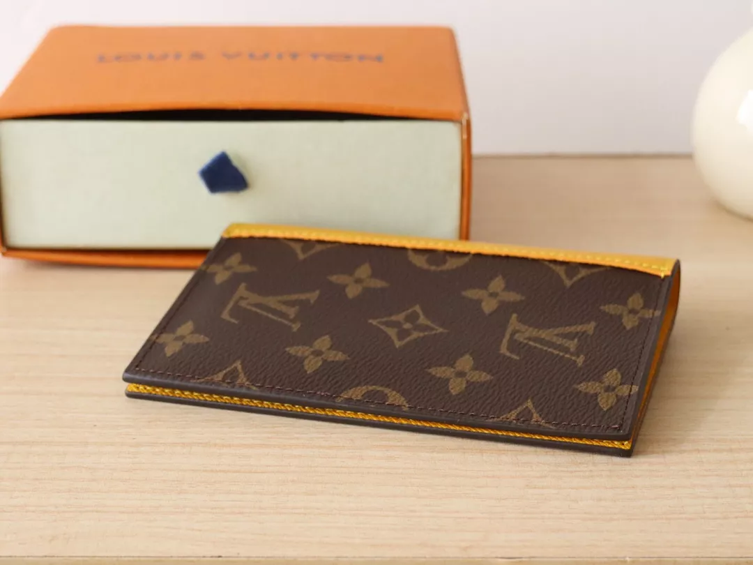 Louis Vuitton LV Card Case TopPick 3555