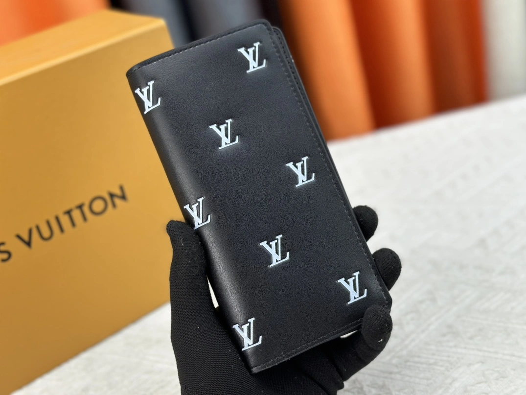 Louis Vuitton LV Card Case Trendsetting 6004