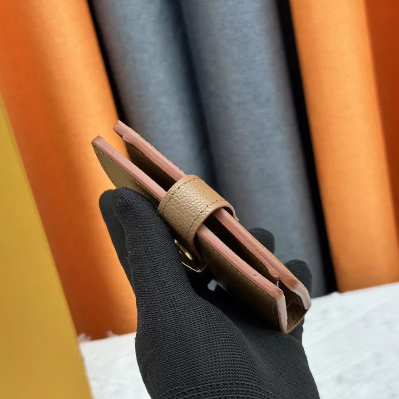 Louis Vuitton LV Card Case Unique 775