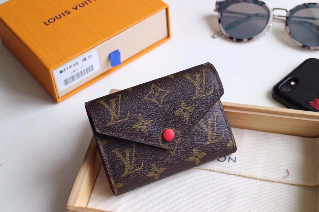 Louis Vuitton LV Card Case Versatile 3031