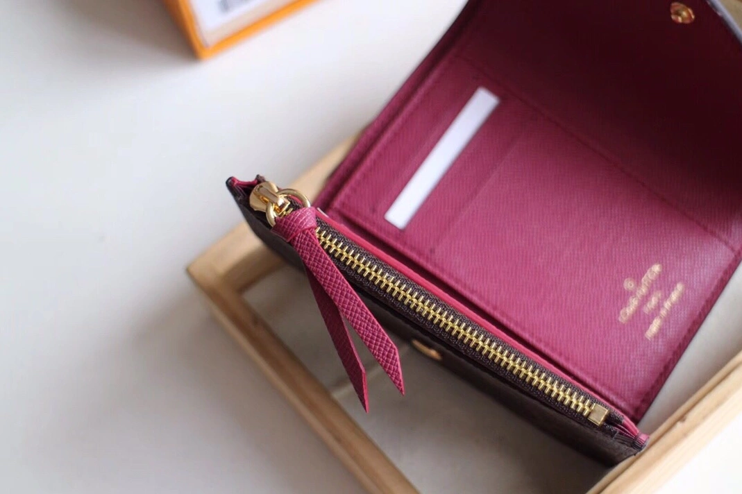 Louis Vuitton LV Card Case WellDesigned 3930