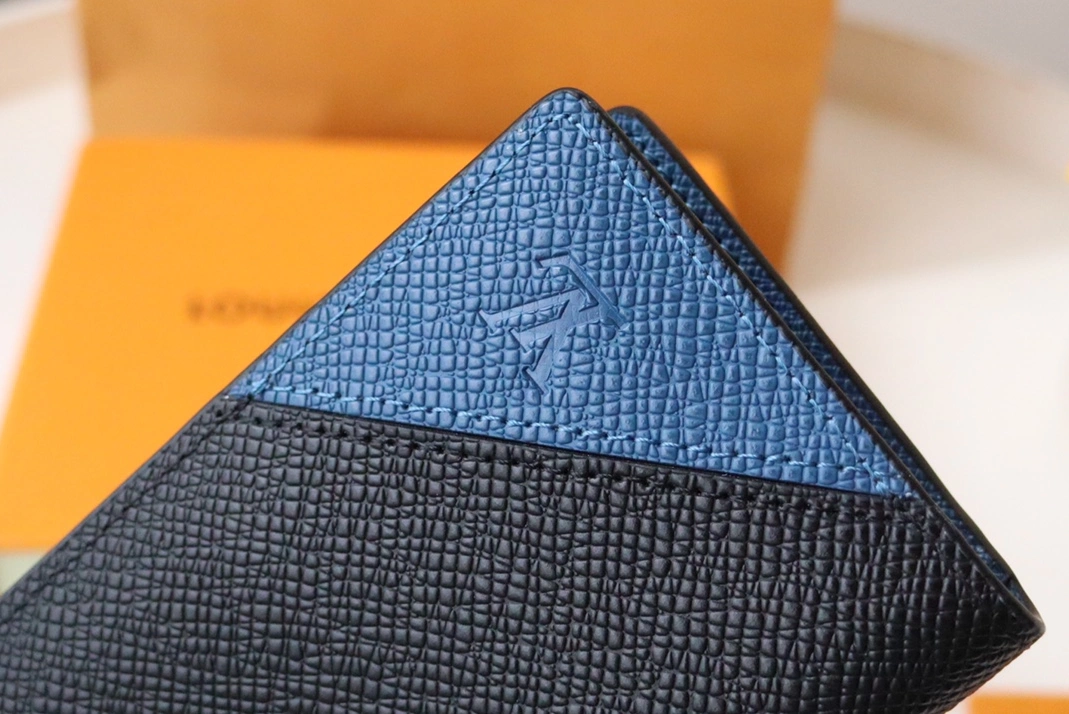 Louis Vuitton LV Card Case WellDesigned 6321