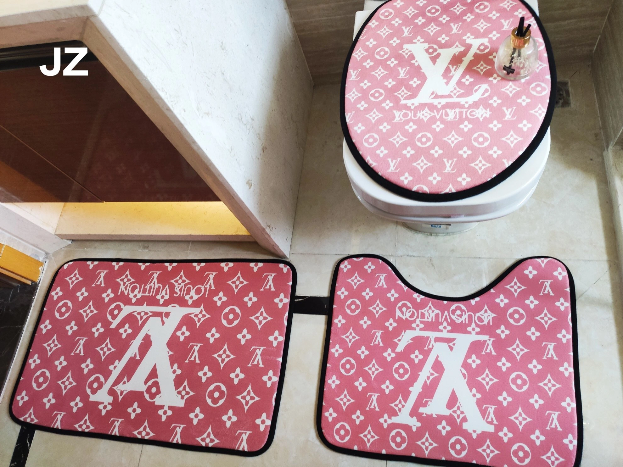 Louis Vuitton LV Carpets DailyWear 7687