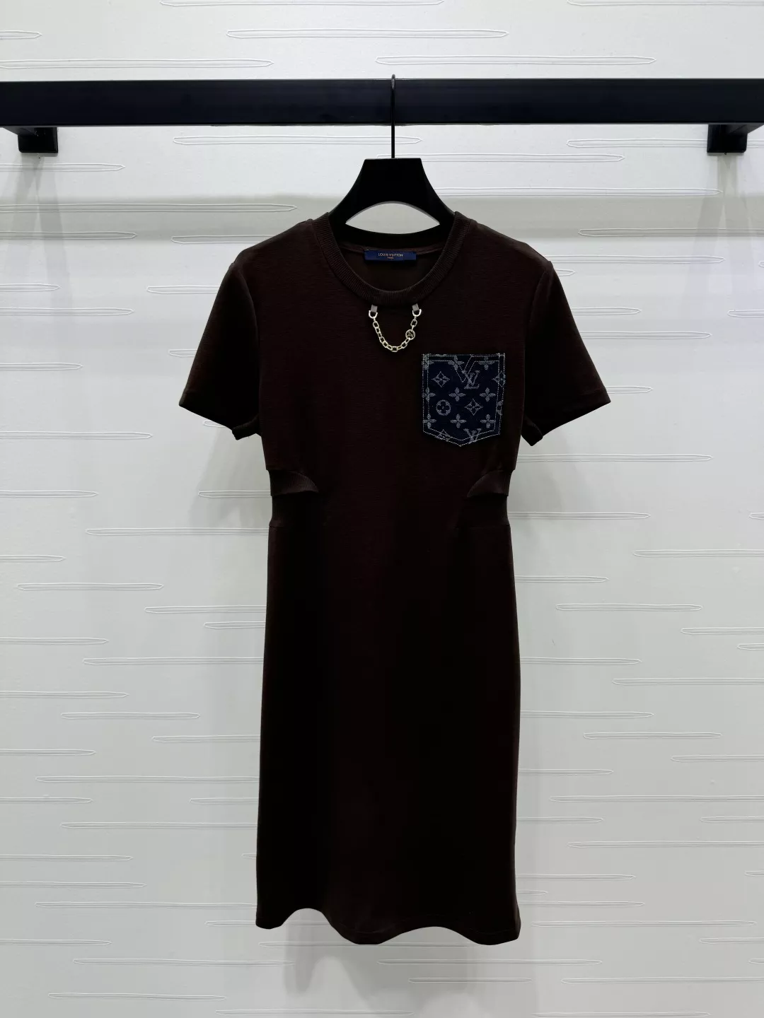 Louis Vuitton LV Dresses Short Sleeved For Women AllSeason 684