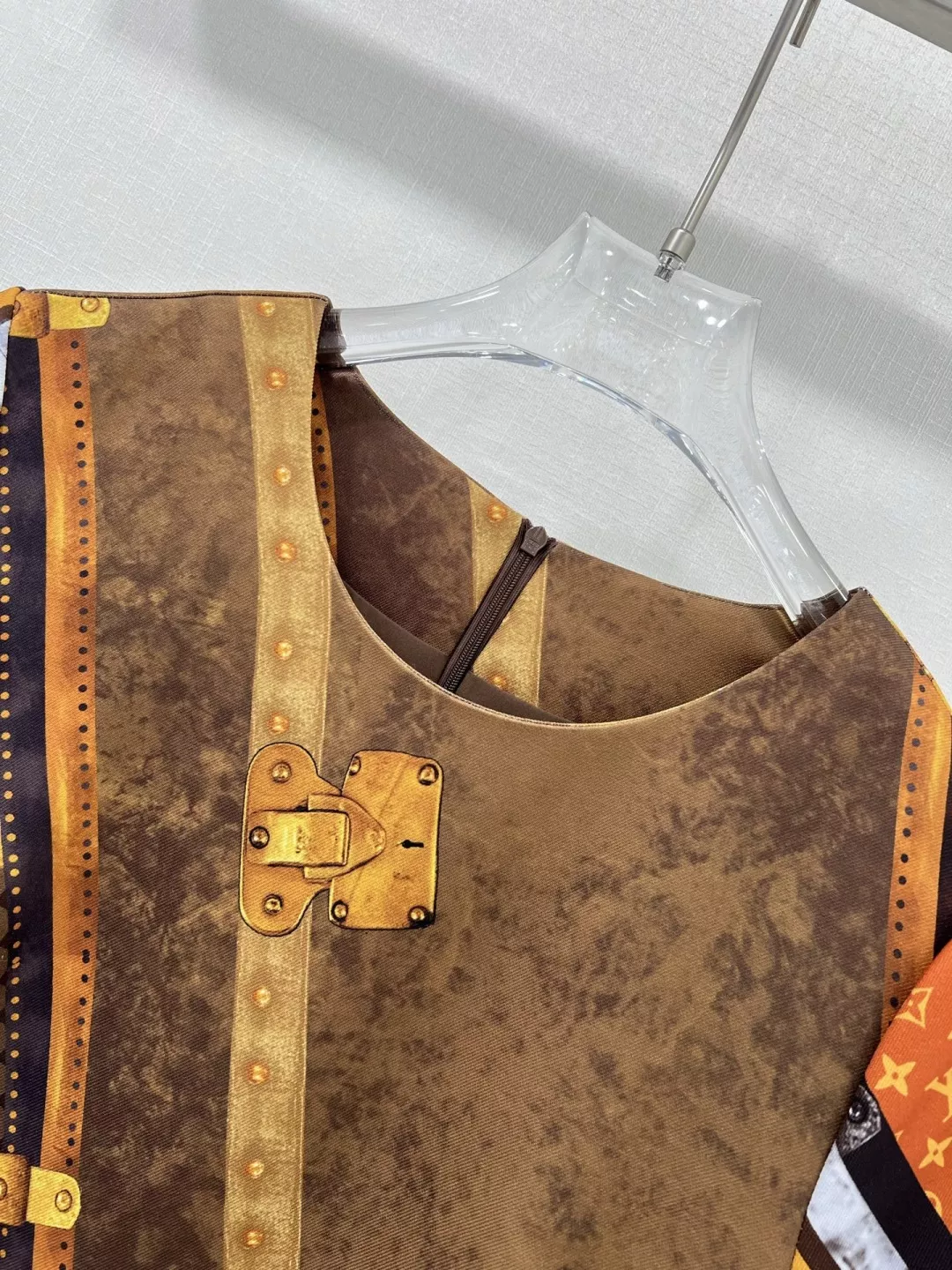 Louis Vuitton LV Dresses Short Sleeved For Women NewStyle 3230