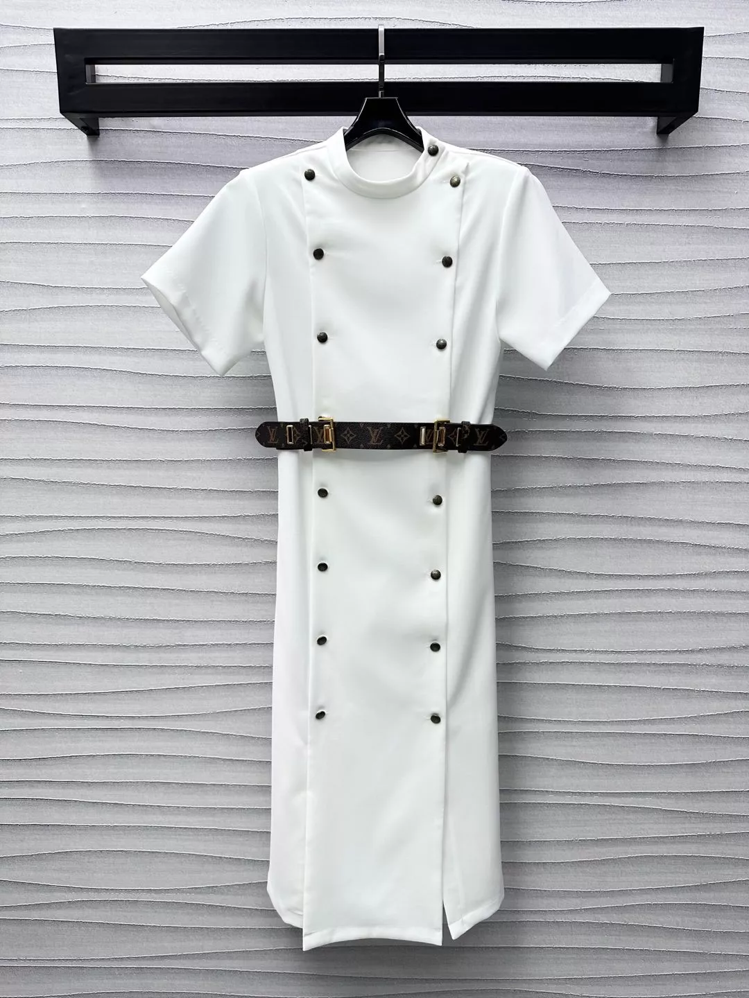 Louis Vuitton LV Dresses Short Sleeved For Women Refined 5797