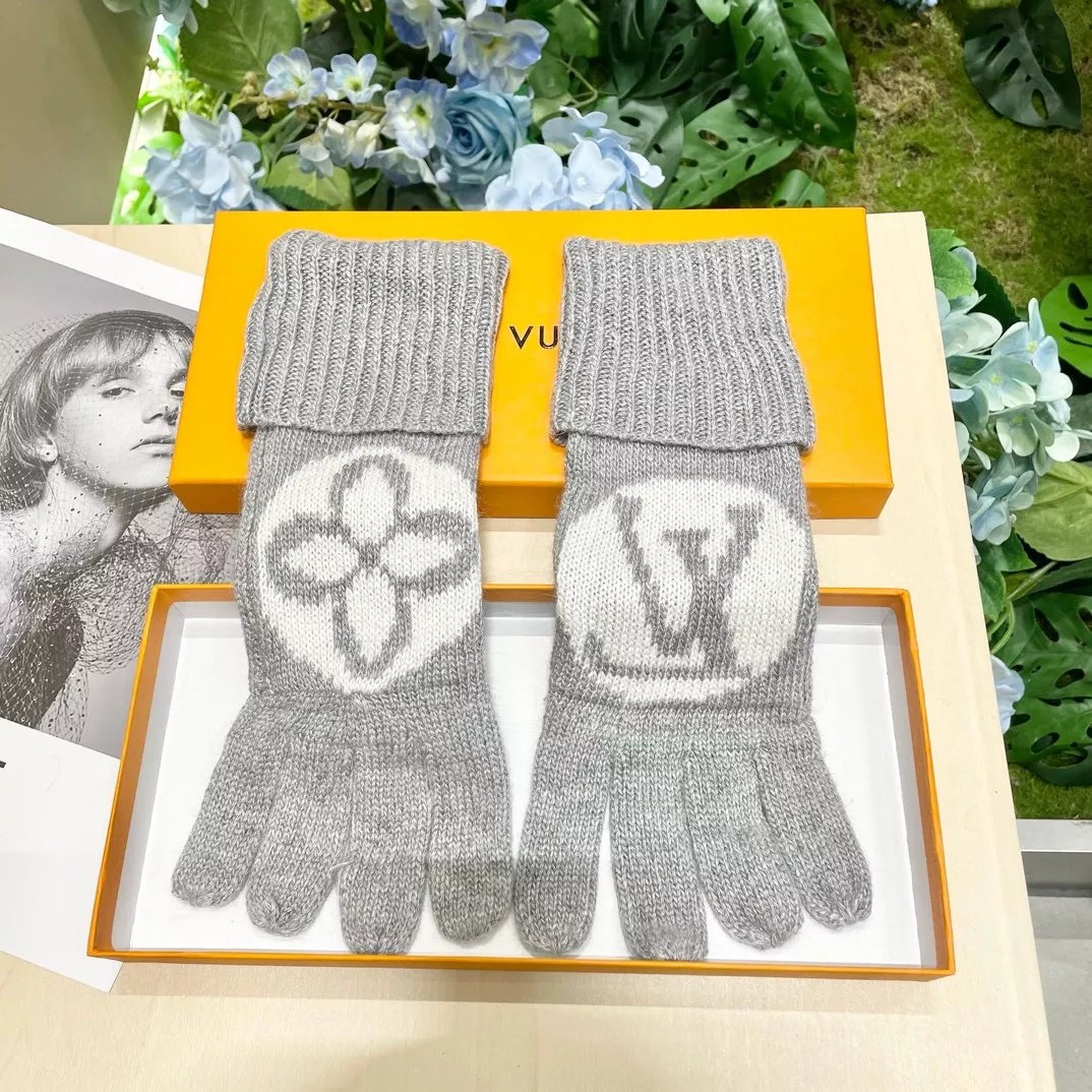 Louis Vuitton LV Gloves Cozy 7336