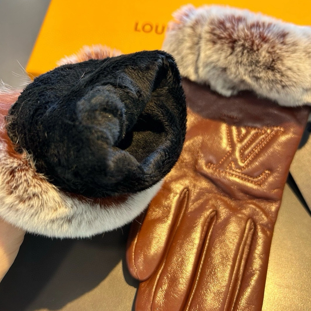 Louis Vuitton LV Gloves For Women Lightweight 9104
