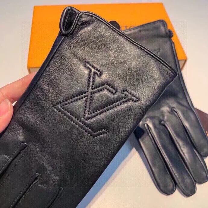 Louis Vuitton LV Gloves For Women Practical 4050