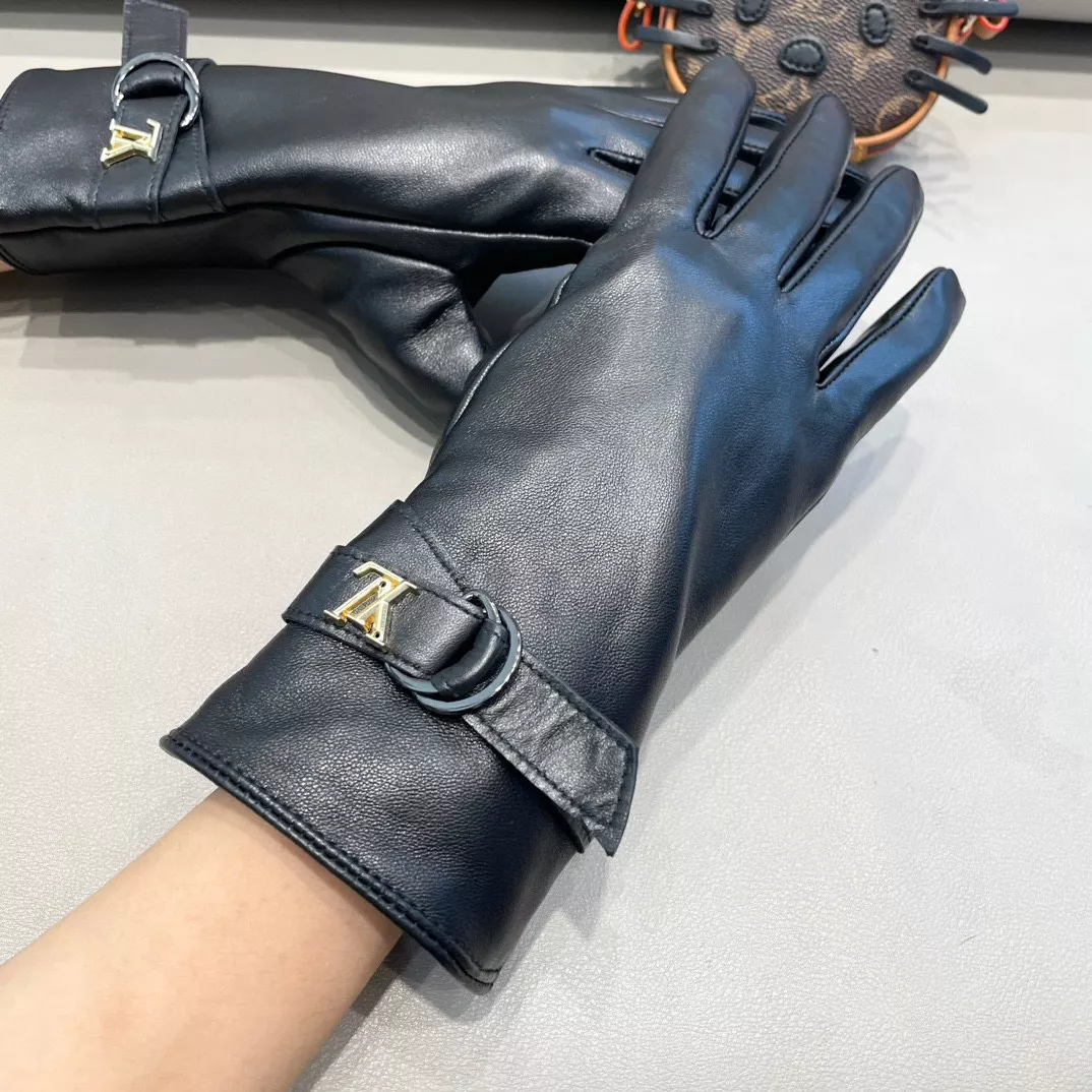 Louis Vuitton LV Gloves For Women UrbanStyle 9276