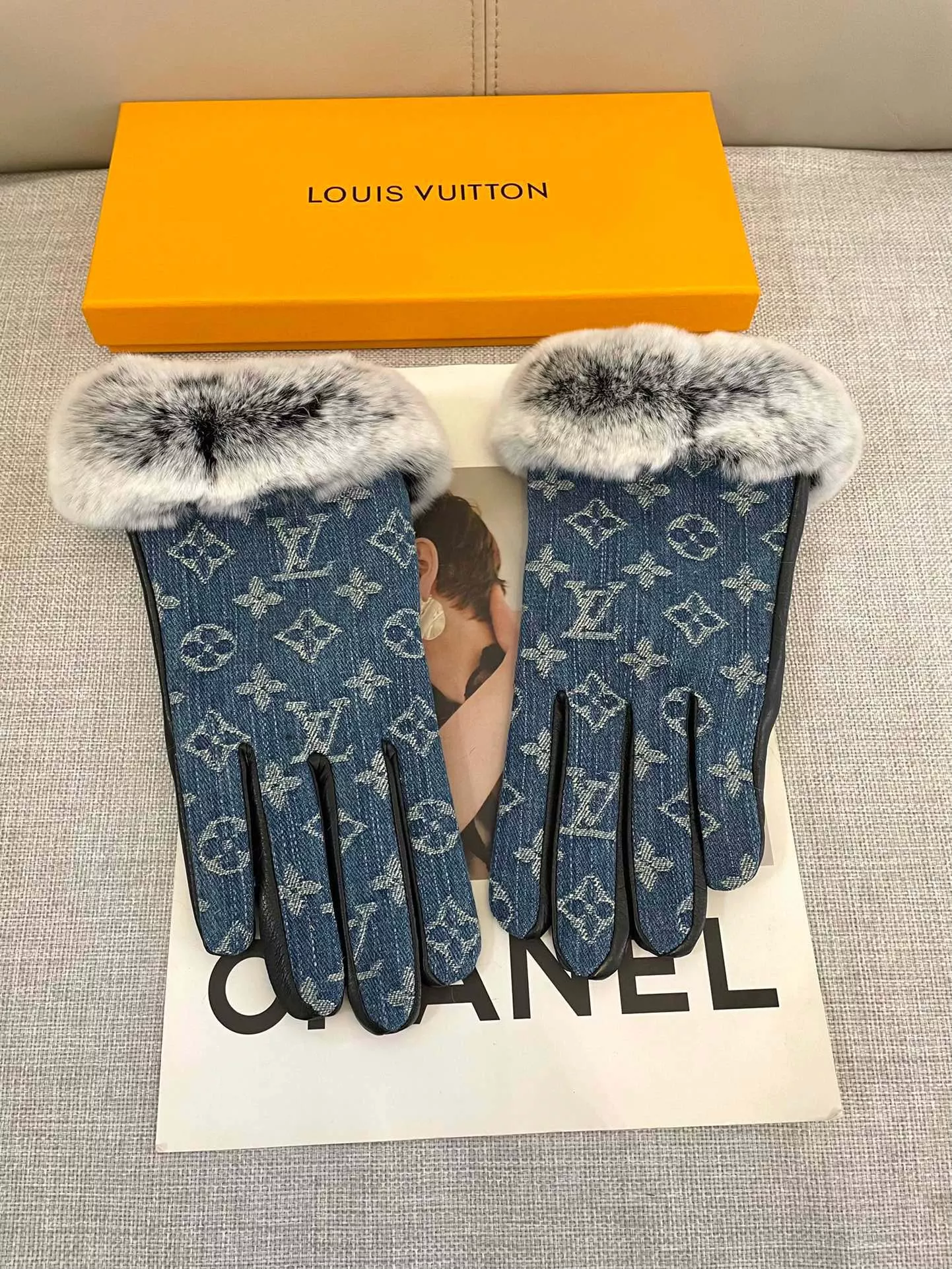 Louis Vuitton LV Gloves WellDesigned 8684
