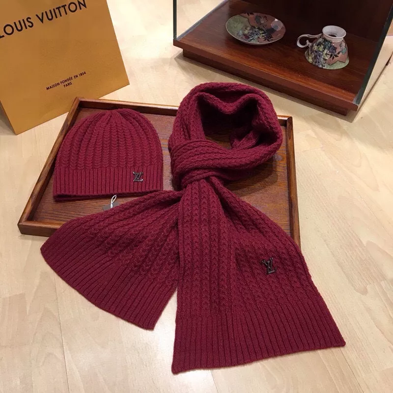 Louis Vuitton LV Hat and Scarf Set Flexible 7083