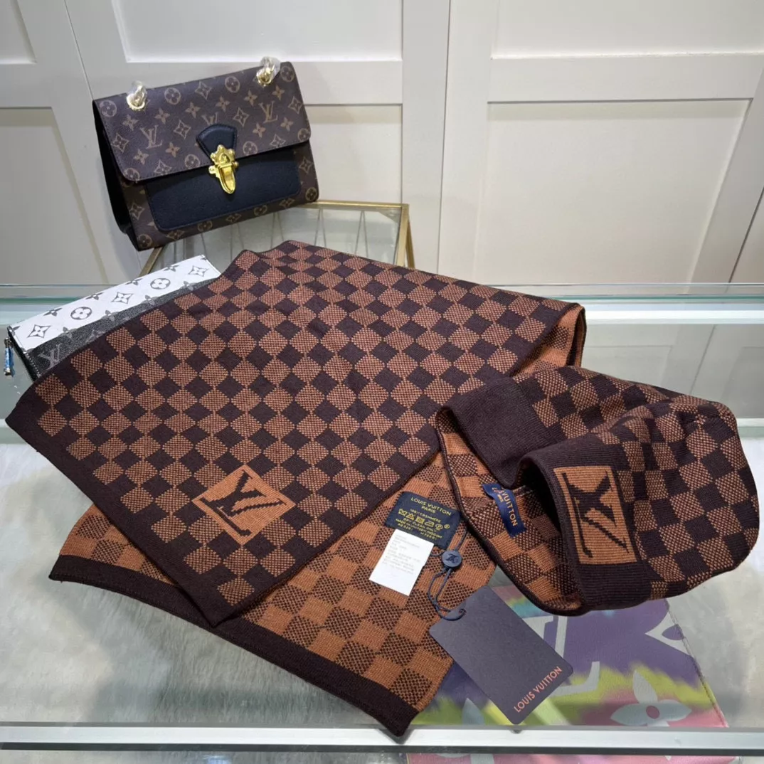 Louis Vuitton LV Hat and Scarf Set GoodFit 2214