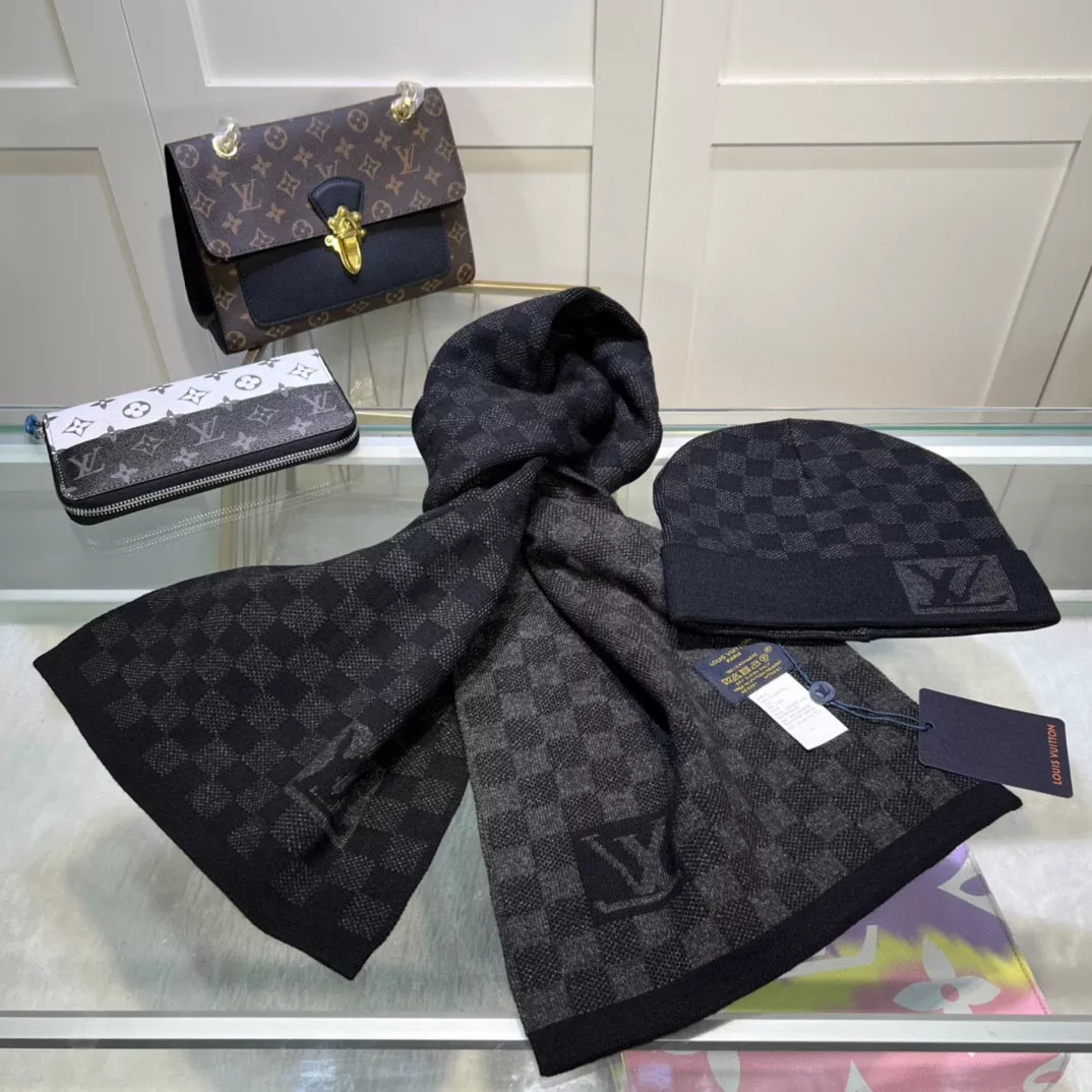 Louis Vuitton LV Hat and Scarf Set Reliable 3084