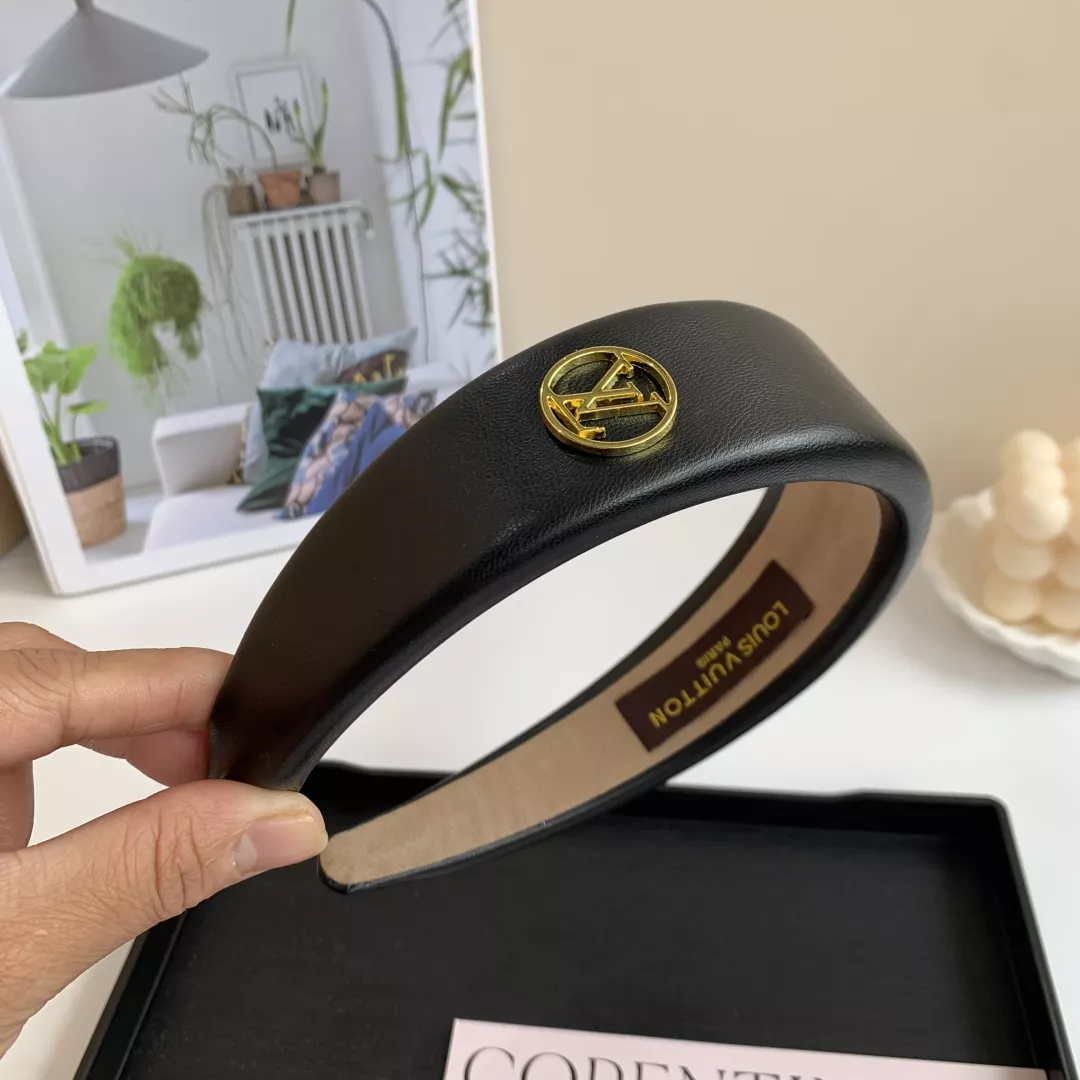 Louis Vuitton LV Headband Bright 1780