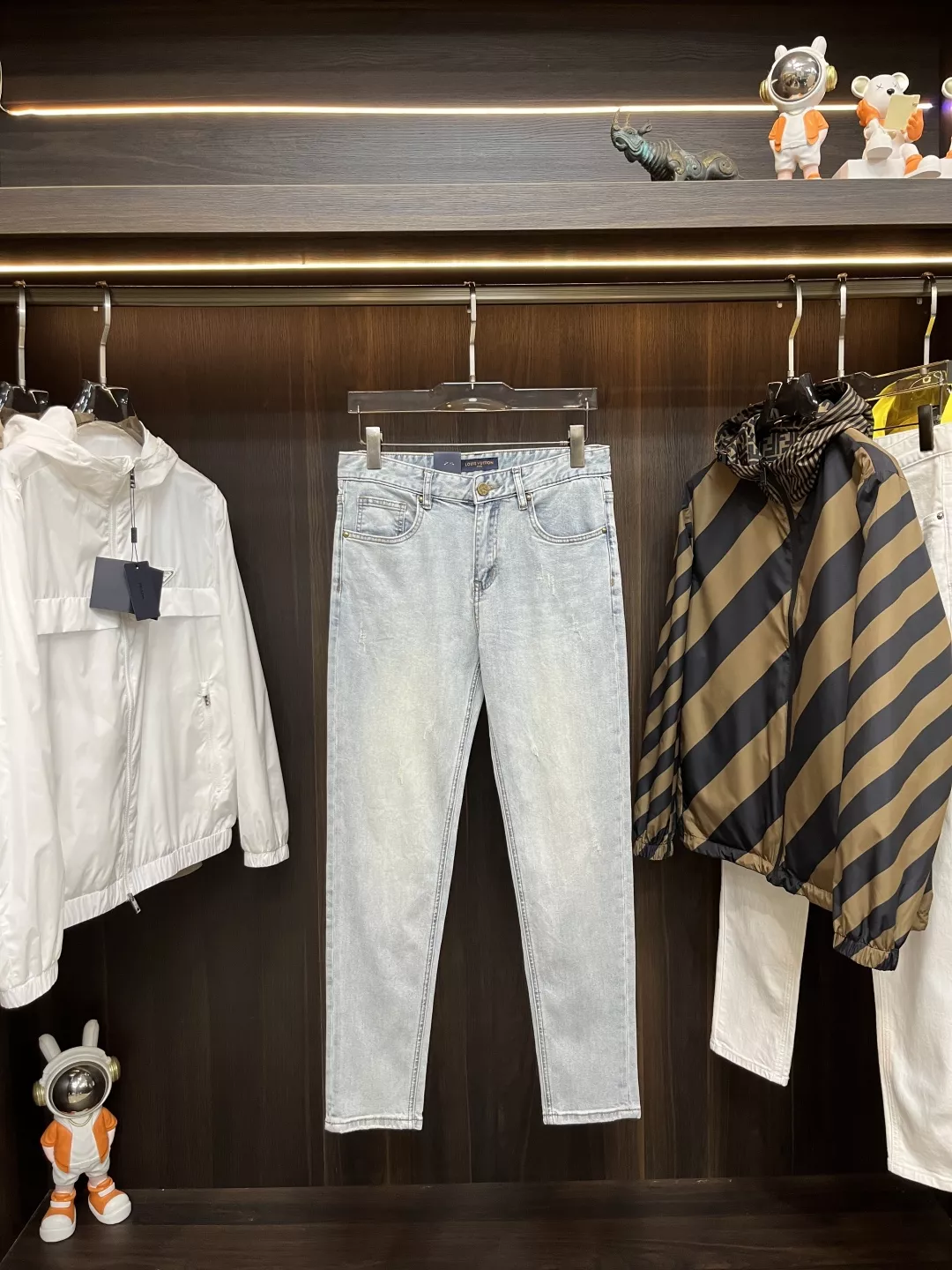 Louis Vuitton LV Jeans For Men Comfortable 1492