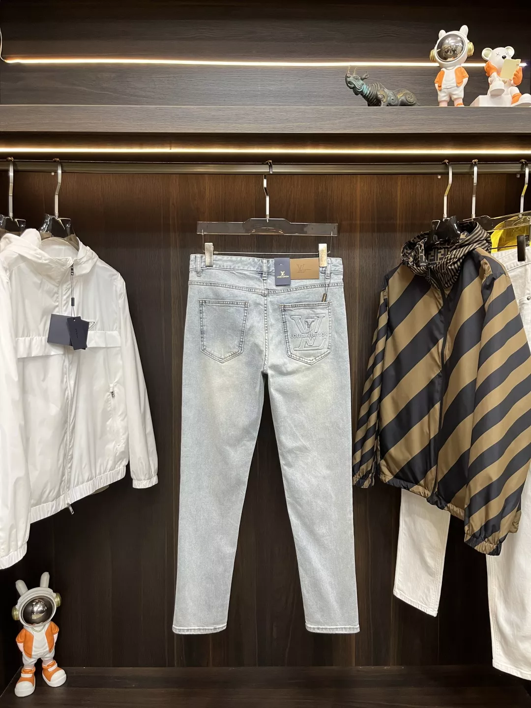 Louis Vuitton LV Jeans For Men Comfortable 1492