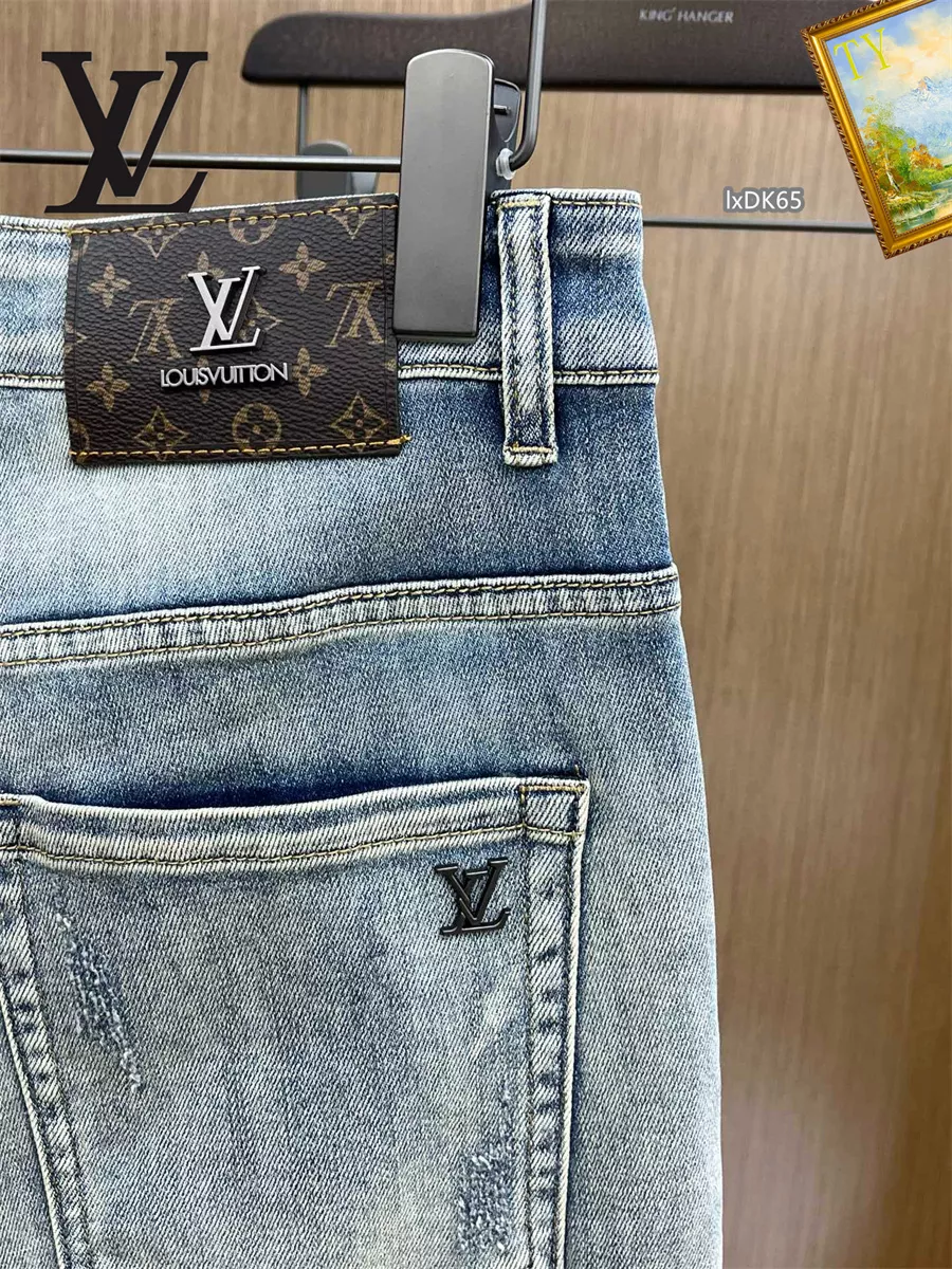 Louis Vuitton LV Jeans For Men Cozy 8047