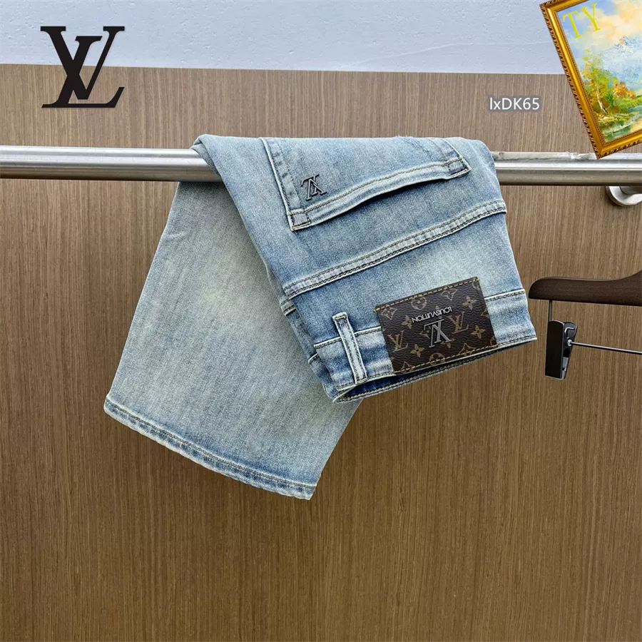 Louis Vuitton LV Jeans For Men Cozy 8047