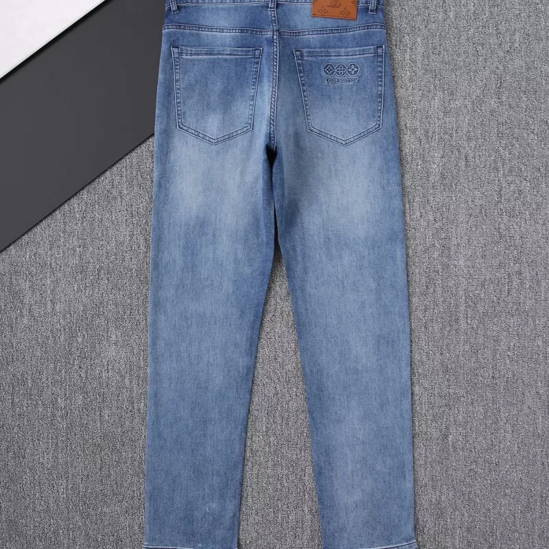 Louis Vuitton LV Jeans For Men Durable 5586