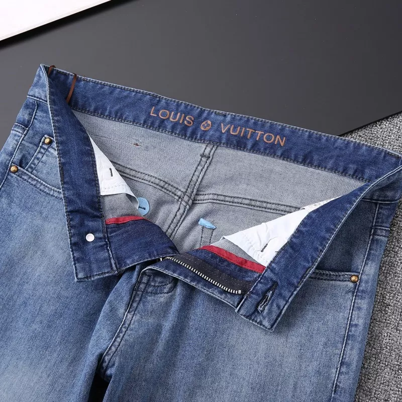 Louis Vuitton LV Jeans For Men Durable 5586