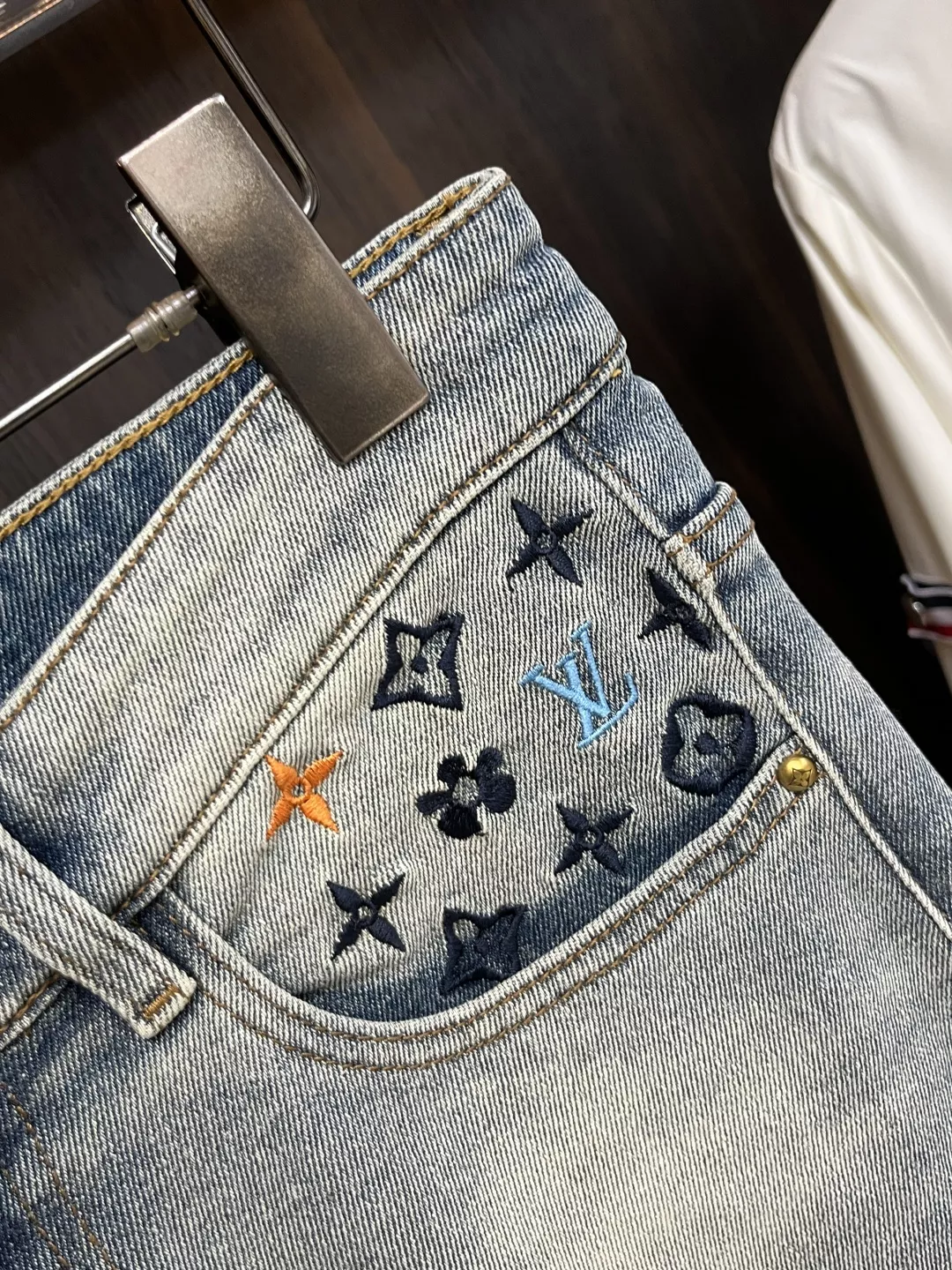 Louis Vuitton LV Jeans For Men Durable 696