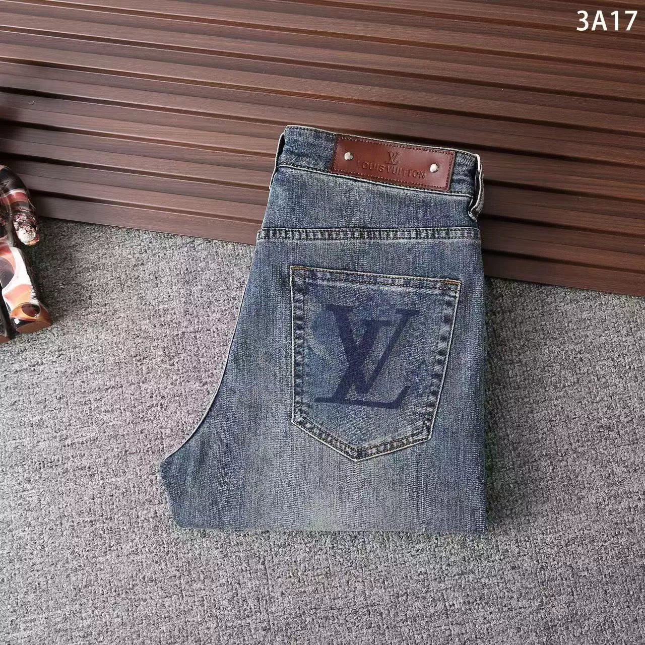 Louis Vuitton LV Jeans For Men Elegant 2113