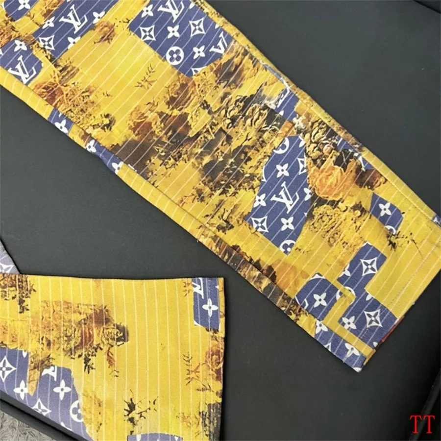 Louis Vuitton LV Jeans For Men Functional 9368