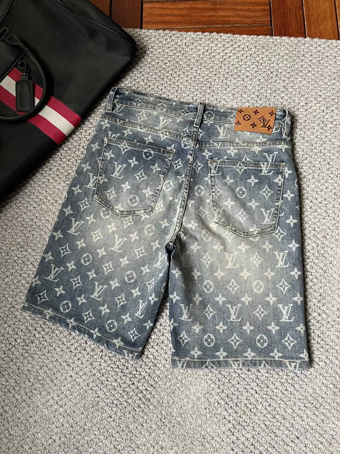 Louis Vuitton LV Jeans For Men GoodFit 987