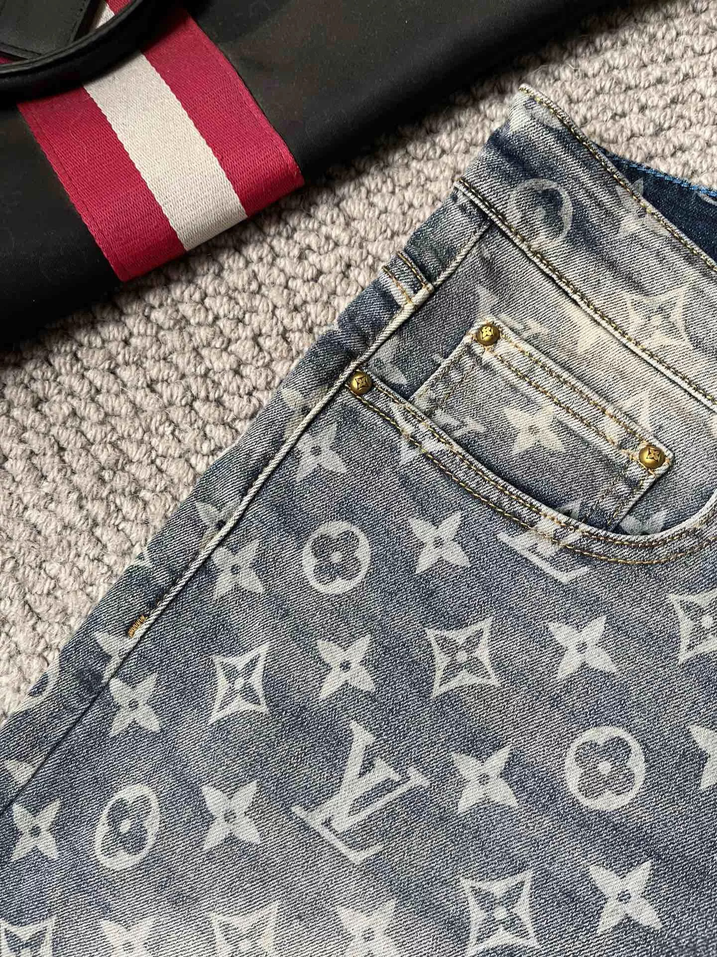Louis Vuitton LV Jeans For Men GoodFit 987