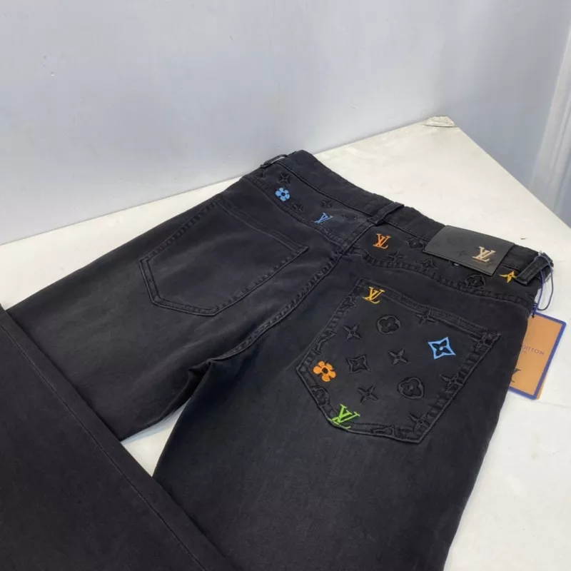 Louis Vuitton LV Jeans For Men Reliable 9569