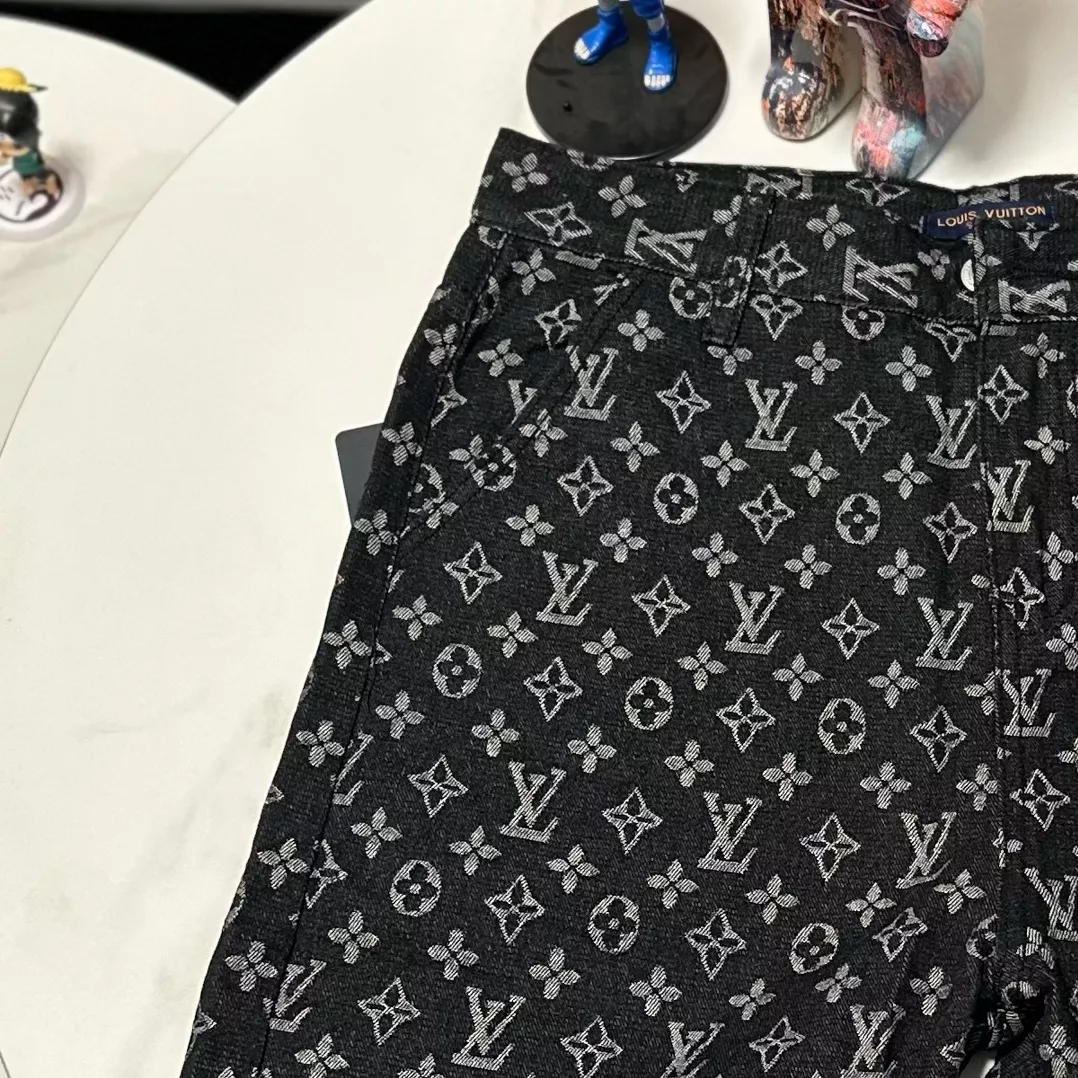 Louis Vuitton LV Jeans For Men Resilient 4927