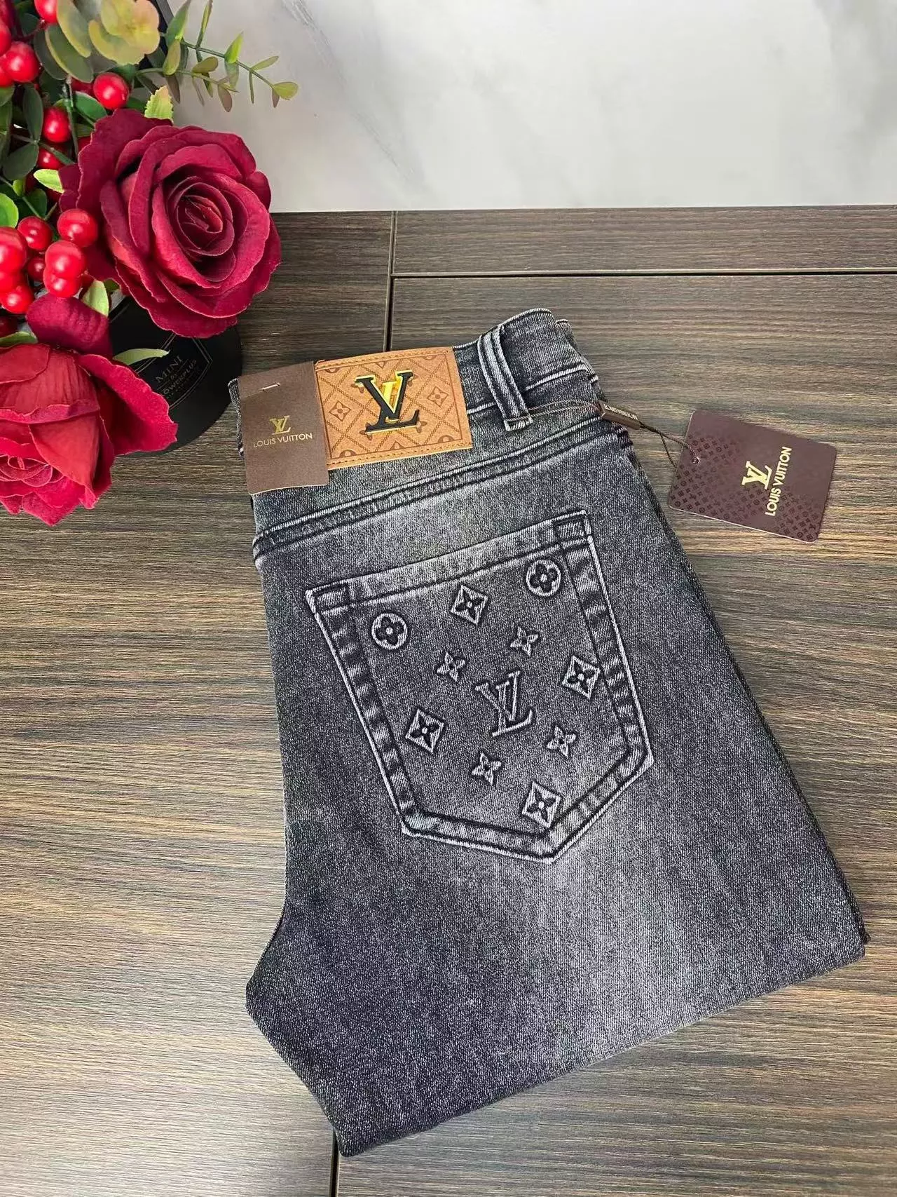 Louis Vuitton LV Jeans For Men Sleek 1262