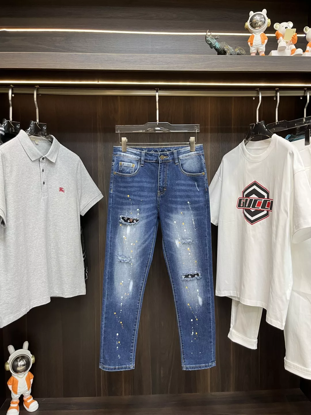 Louis Vuitton LV Jeans For Men Sleek 7513