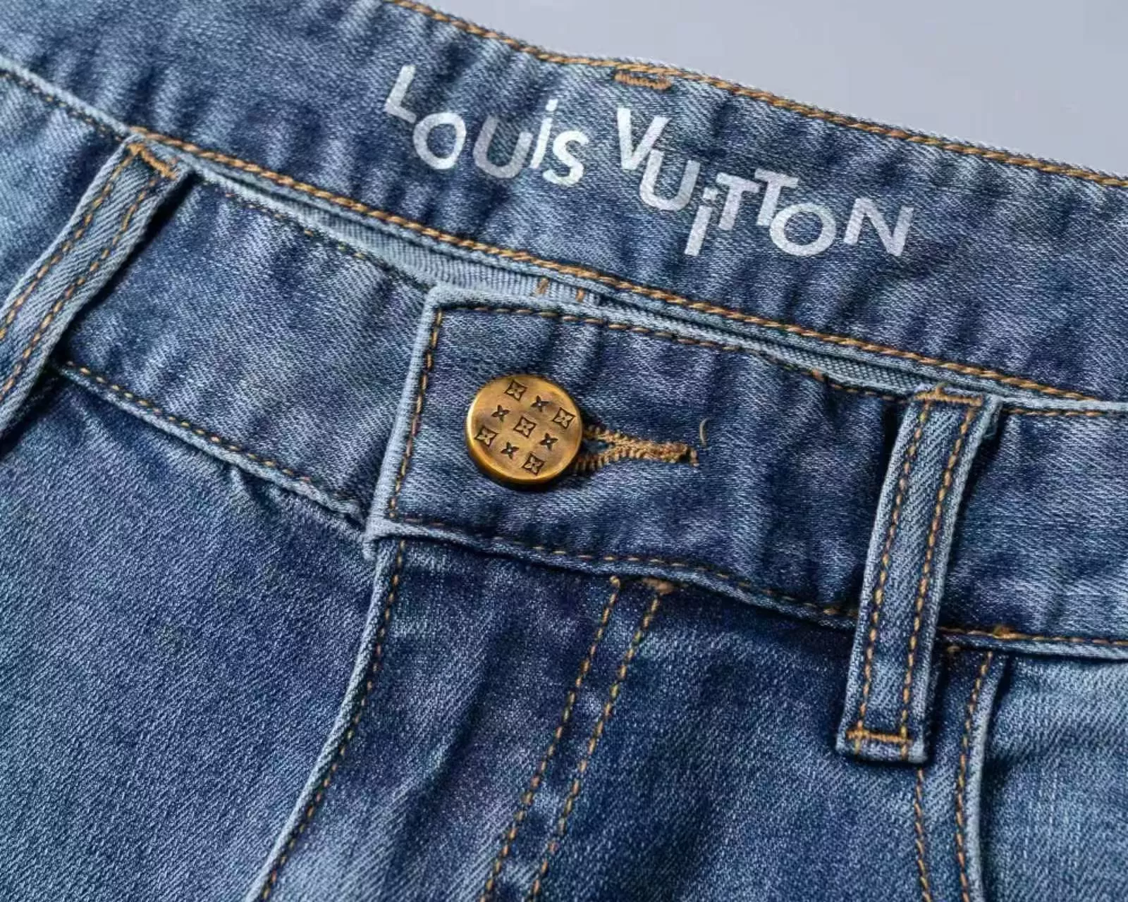 Louis Vuitton LV Jeans For Men Stylish 3104