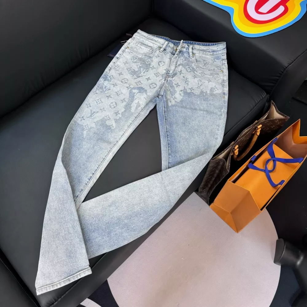 Louis Vuitton LV Jeans For Men Trendy 2289