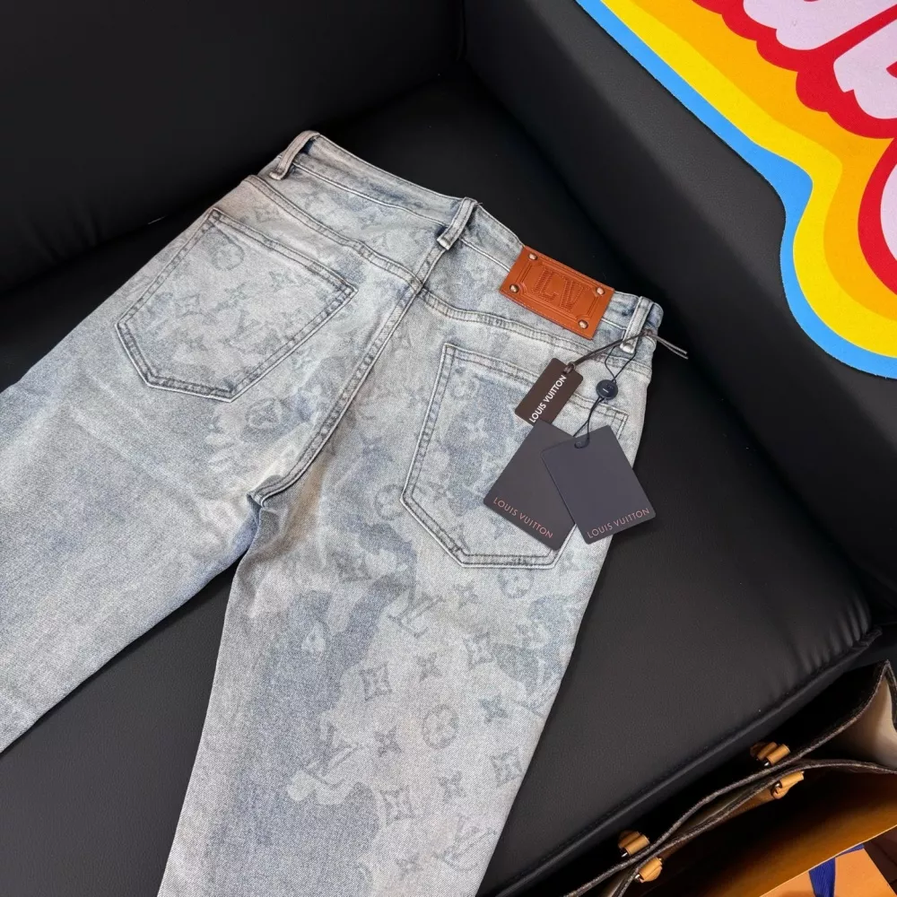Louis Vuitton LV Jeans For Men Trendy 2289