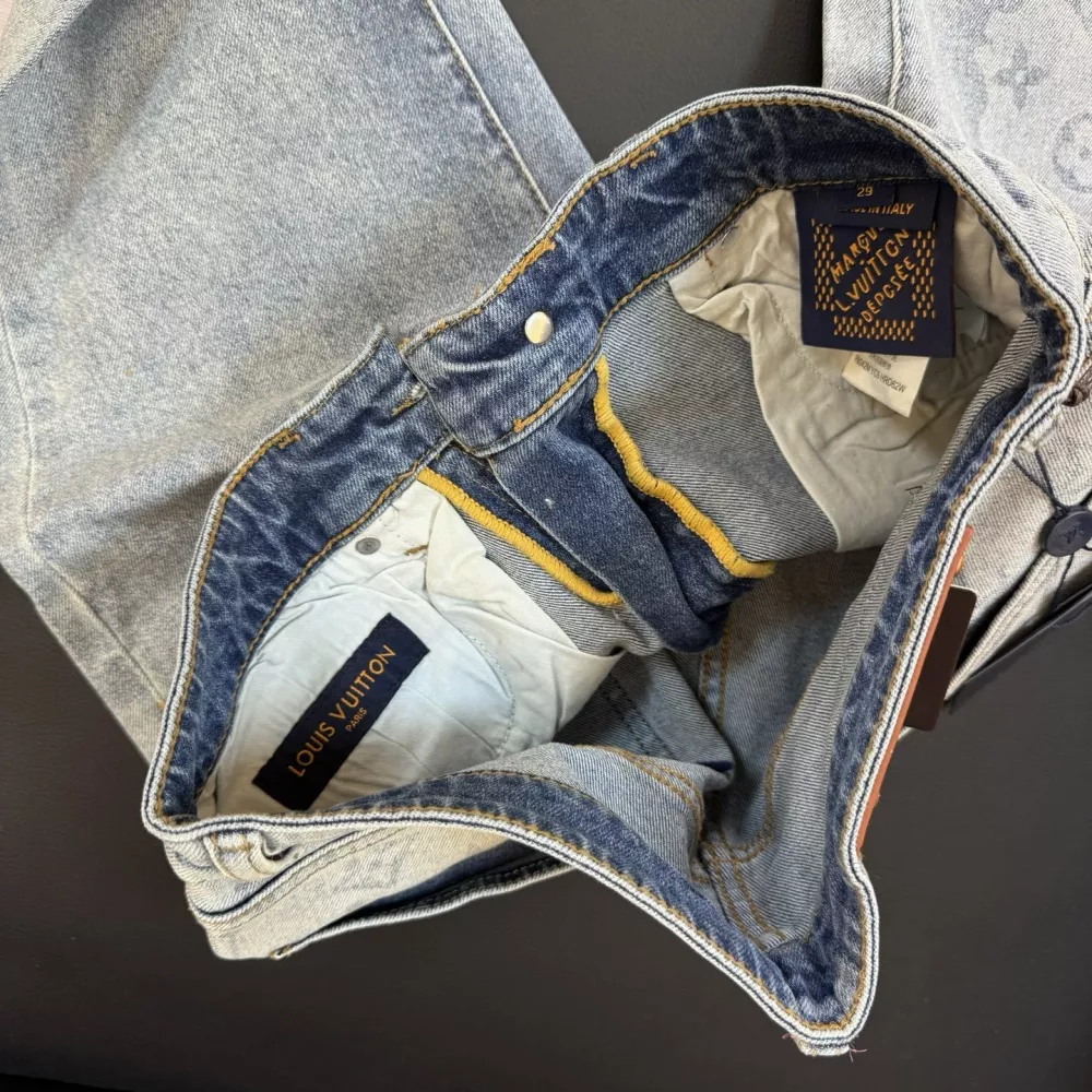 Louis Vuitton LV Jeans For Men Trendy 2289