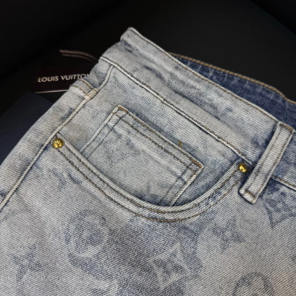 Louis Vuitton LV Jeans For Men Trendy 2289