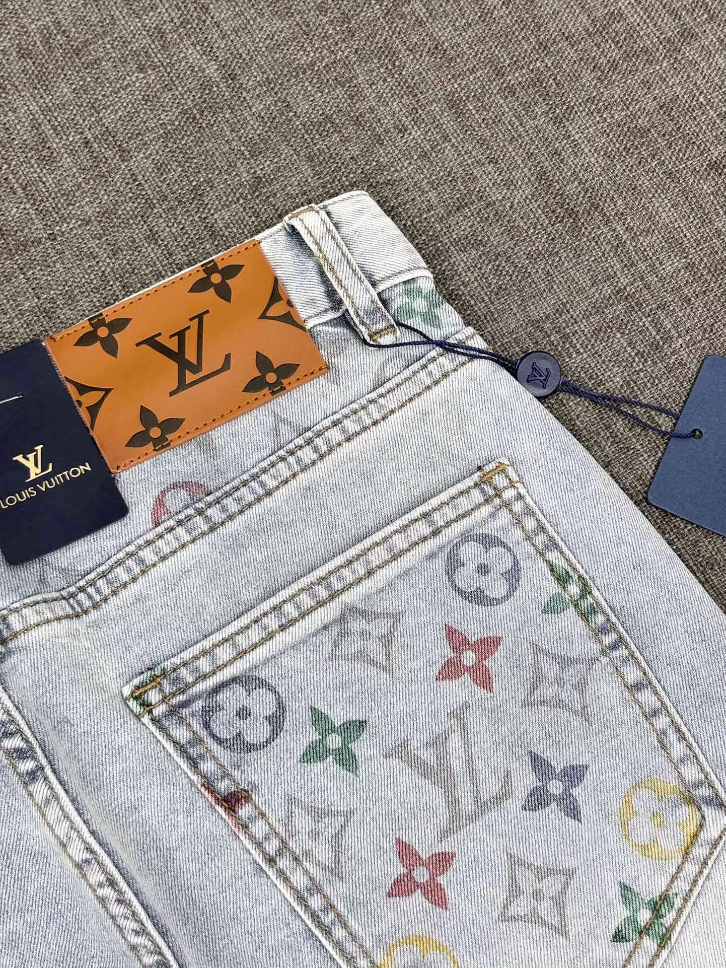 Louis Vuitton LV Jeans For Men Trendy 7262
