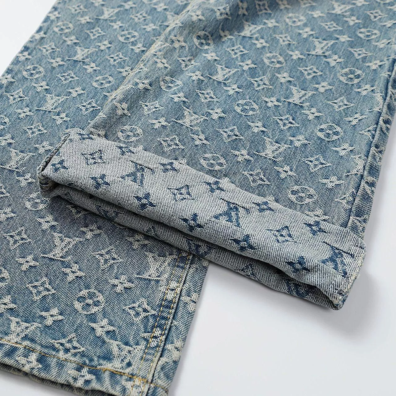 Louis Vuitton LV Jeans For Unisex Compact 3580