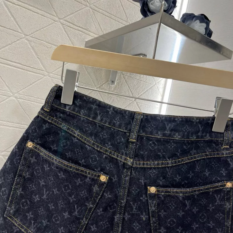 Louis Vuitton LV Jeans For Women Comfortable 4873
