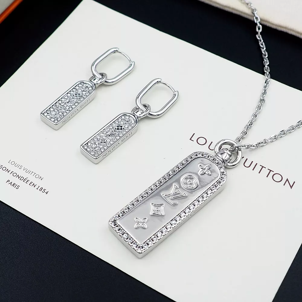 Louis Vuitton LV Jewelry Set For Women Popular 6923